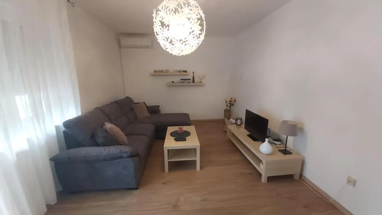 Apartment Marbrillo 普拉